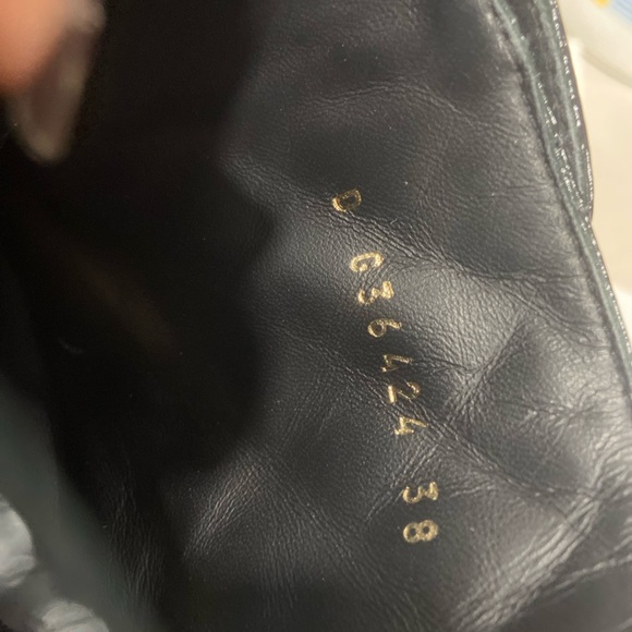 🔥🔥Chanel Quilted Calfskin CC Boots Size:38 - Picture 10 of 11